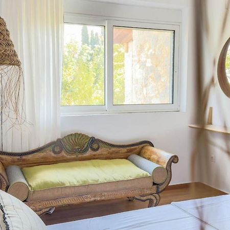 Σύγχρονο Vintage Στο Μαρούσι Apartment Атина Екстериор снимка
